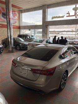 Toyota Avalon
